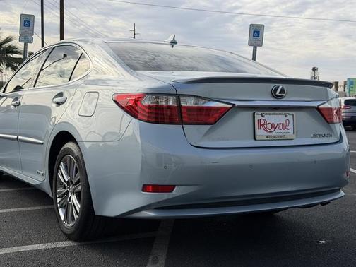 2013 Lexus ES 300h Base