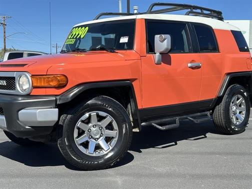 2014 Toyota FJ Cruiser Base