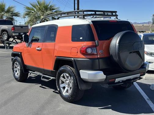 2014 Toyota FJ Cruiser Base