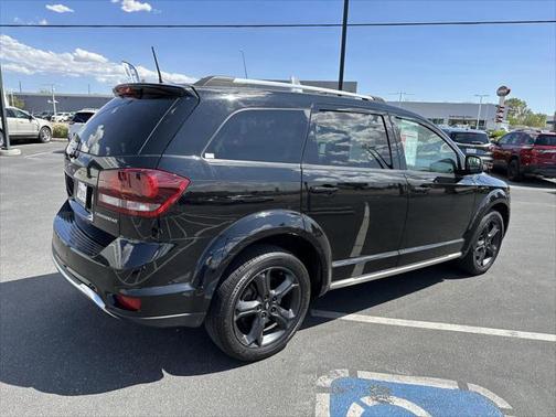 2020 Dodge Journey Crossroad