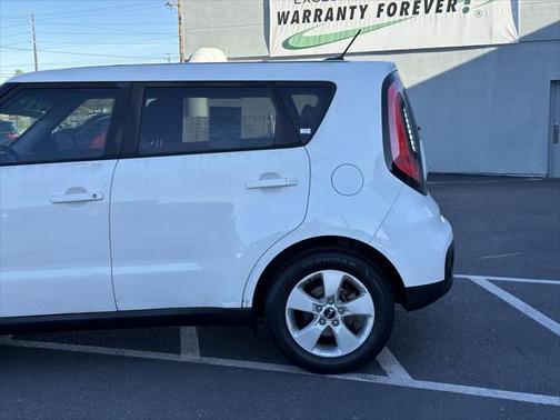 2017 Kia Soul Base