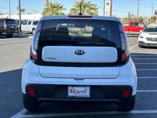 2017 Kia Soul Base