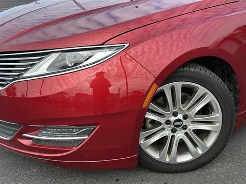 2016 Lincoln MKZ Base