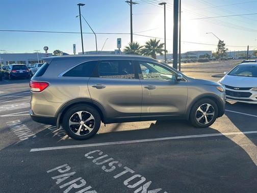 2016 Kia Sorento EX