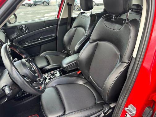 Chili Red 2017 MINI Countryman Cooper S