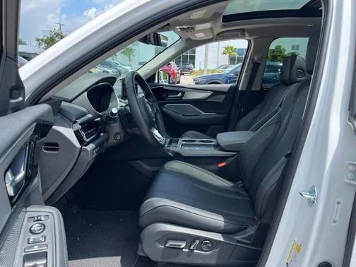 2025 Acura MDX Standard