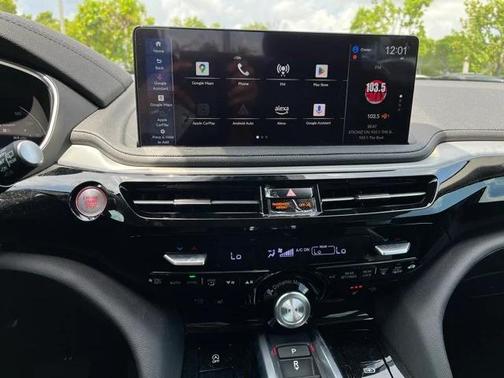 2025 Acura MDX Standard