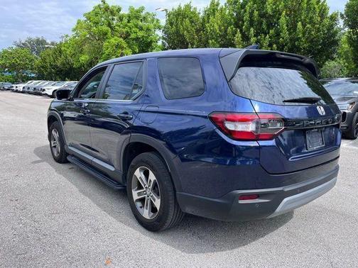 Obsidian Blue Pearl 2024 Honda Pilot EX-L 7 Passenger