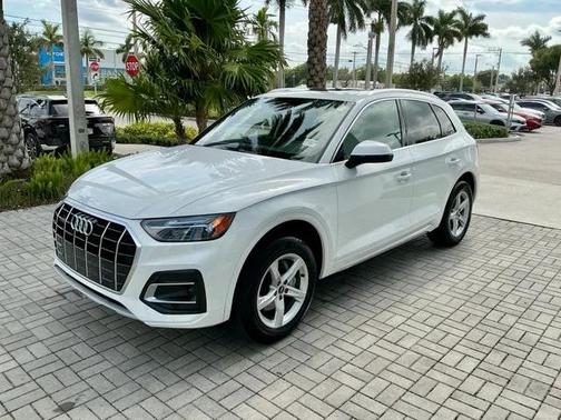 2023 Audi Q5 40 Premium