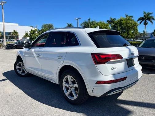 2023 Audi Q5 40 Premium
