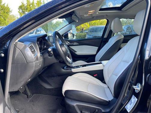 2018 Mazda Mazda3 Grand Touring