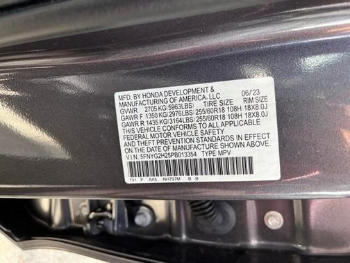 2023 Honda Pilot 2WD LX
