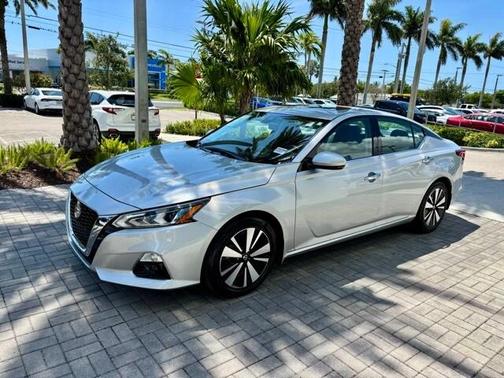 2021 Nissan Altima 2.5 SL