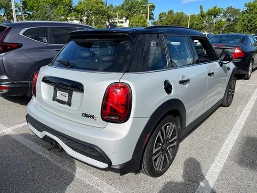 2022 MINI Hardtop Cooper S