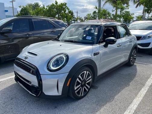 2022 MINI Hardtop Cooper S