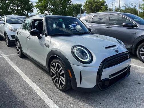 2022 MINI Hardtop Cooper S