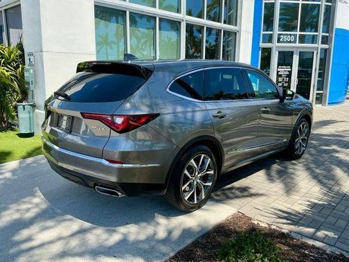 Platinum White Pearl 2023 Acura MDX Technology Package