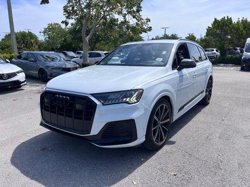 Glacier White Metallic 2023 Audi SQ7 4.0T Prestige