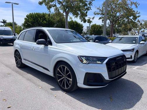 Glacier White Metallic 2023 Audi SQ7 4.0T Prestige