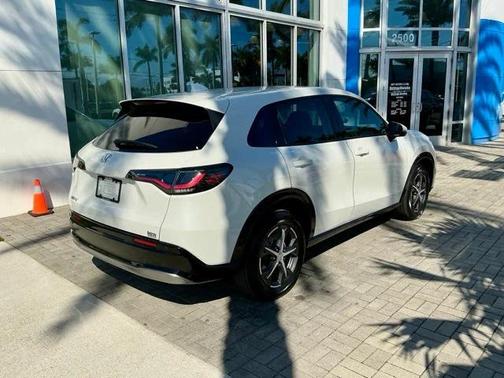 2023 Honda HR-V EX-L