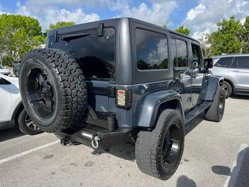 2017 Jeep Wrangler Unlimited Sahara