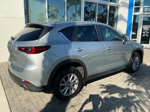 2023 Mazda CX-5 2.5 S Preferred Package