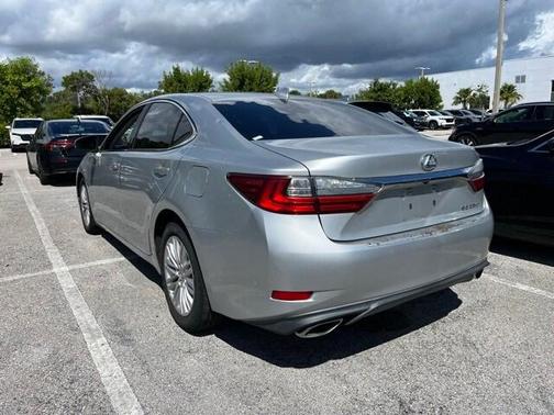 2017 Lexus ES 350 Base