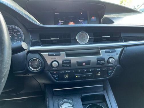 2017 Lexus ES 350 Base
