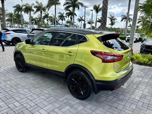 2020 Nissan Rogue Sport SV