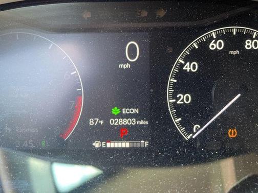Crystal Black Pearl 2023 Honda HR-V LX