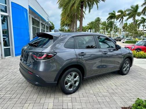2026 Honda HR-V LX