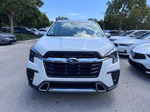 Crystal White Pearl 2023 Subaru Ascent Touring 7-Passenger