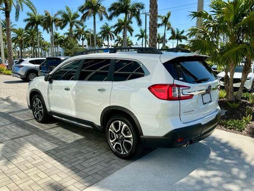 Crystal White Pearl 2023 Subaru Ascent Touring 7-Passenger