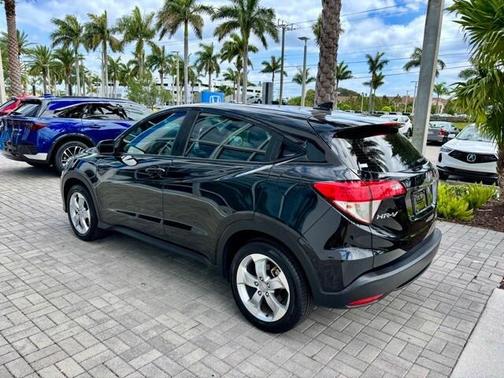 2022 Honda HR-V LX