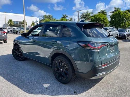 2023 Honda HR-V 2WD Sport