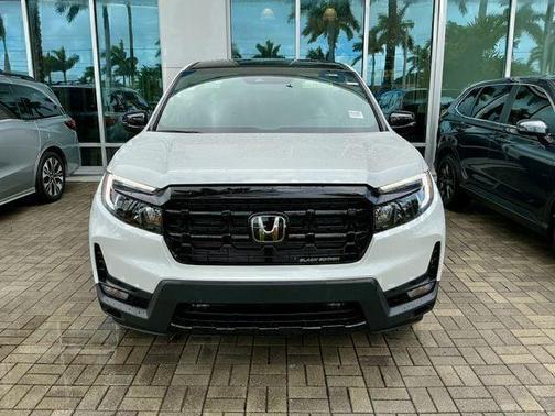Platinum White Pearl 2026 Honda Ridgeline Black