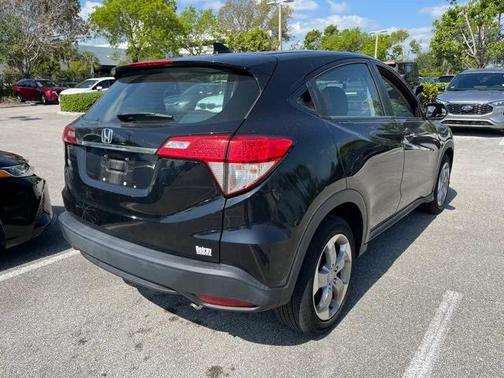 2022 Honda HR-V LX