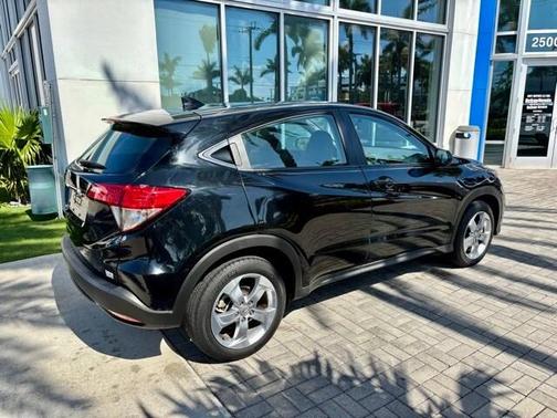 2022 Honda HR-V LX