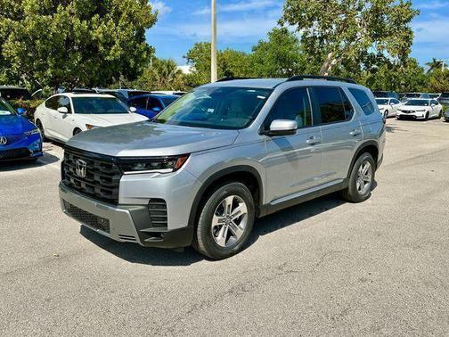 Solar Silver Metallic 2026 Honda Pilot EX-L