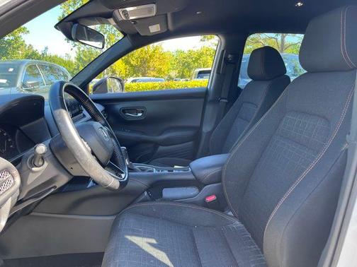 2025 Honda HR-V 2WD Sport