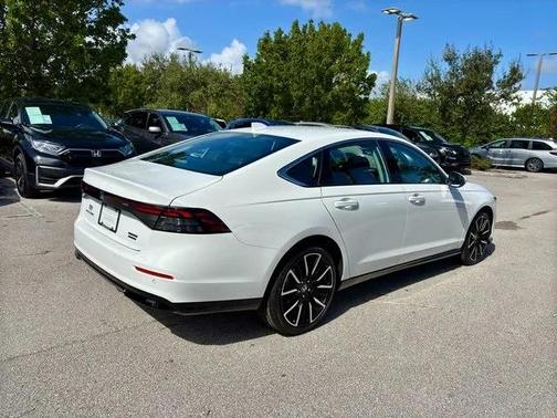 2025 Honda Accord Hybrid Touring