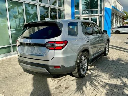 2023 Honda Pilot 2WD EX-L 8 Passenger