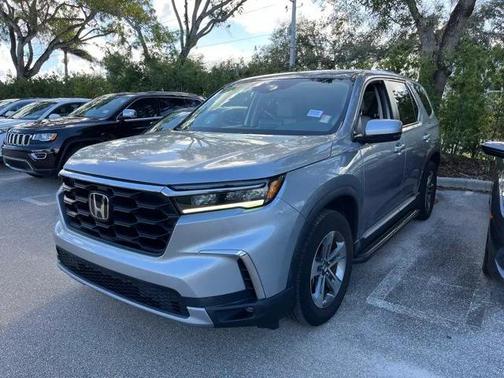 2023 Honda Pilot 2WD EX-L 8 Passenger