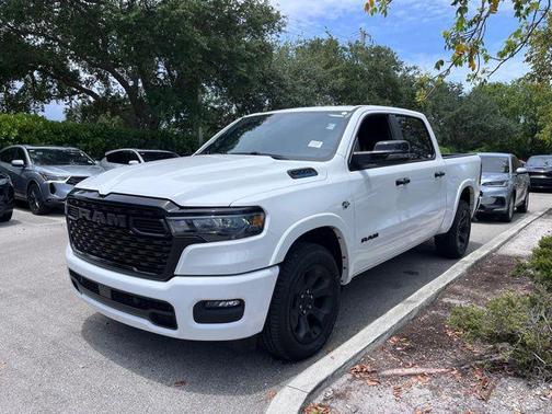 Bright White Clearcoat 2026 RAM 1500 Big Horn/Lone Star