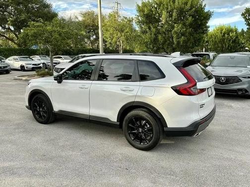 Platinum White Pearl 2026 Honda CR-V Hybrid Sport-L FWD