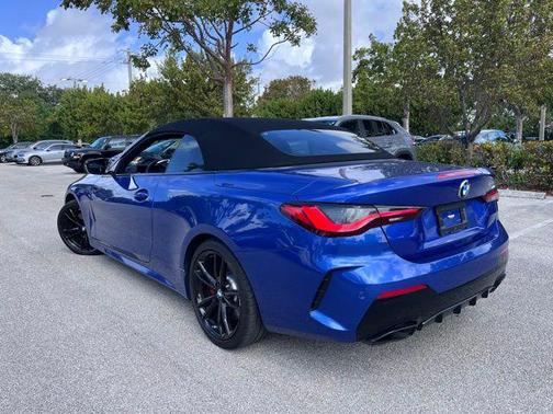 Portimao Blue Metallic 2024 BMW M440 i