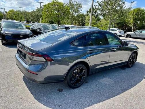 2025 Honda Accord Sport SE 1.5T