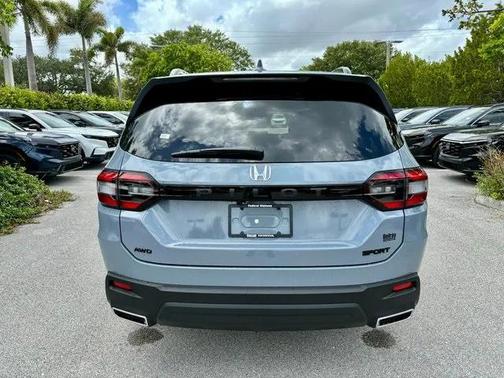 2025 Honda Pilot Sport