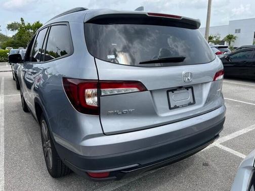 2022 Honda Pilot 2WD Sport