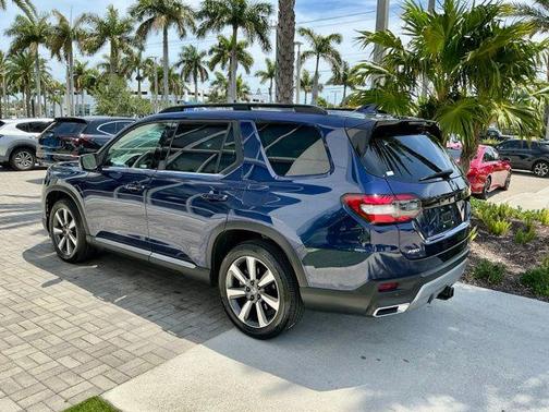Obsidian Blue Pearl 2023 Honda Pilot Touring 8-Passenger